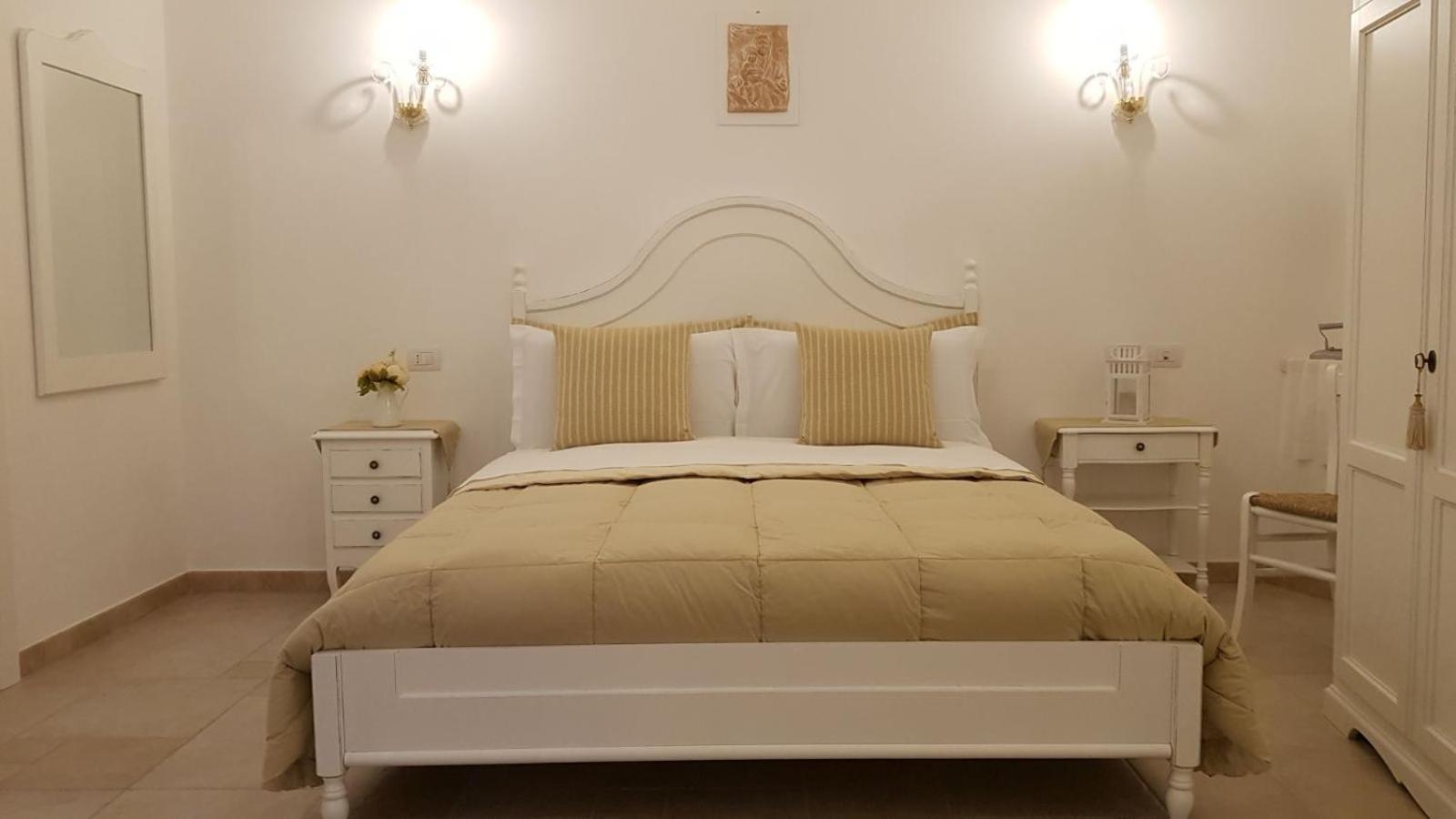 Dimora Palmieri Di Charme Bed & Breakfast Monopoli Eksteriør bilde